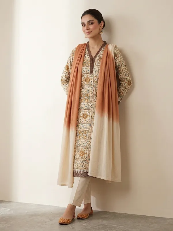 Cream_Ethnic_Printed_Straight_Kurta_Pant_Set_with_Peach_Ombre_Dupatta