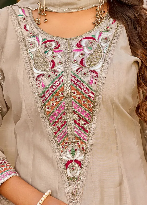 The_Desi_Wardrobe_Beige_Cotton_Straight_Kurta_with_Floral_Embroidery