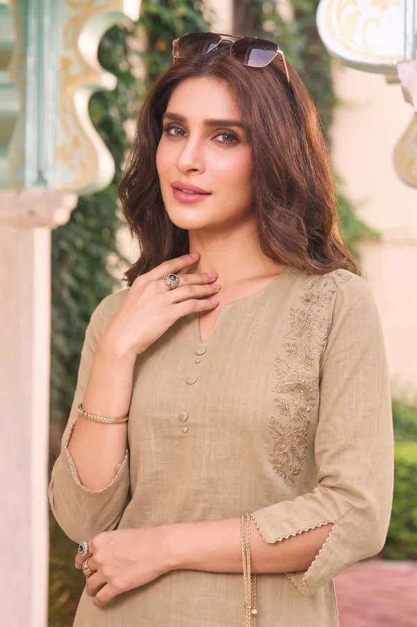 Women's_Beige_Embroidered_Premium_Cotton_Linen_Kurta_with_Pant_Set