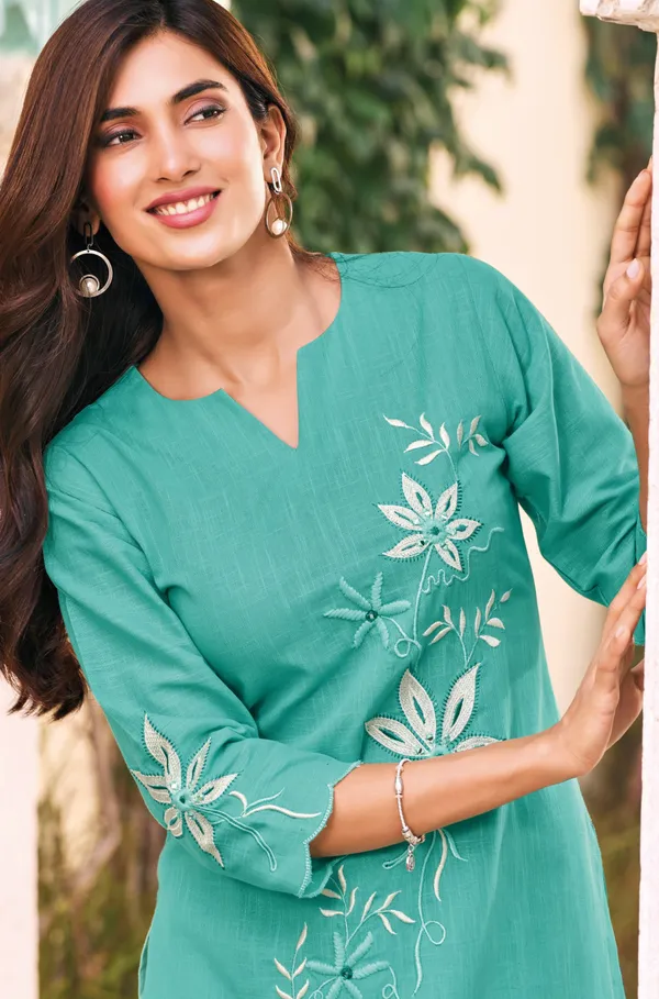 Women's_Sea_Green_/_Teal_Embroidered_Premium_Cotton_Linen_Kurta_with_Pant