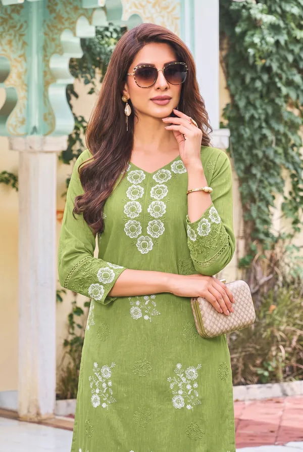 Women's_Light_Green_Embroidered_Premium_Cotton_Linen_Kurta_with_Pant_Set