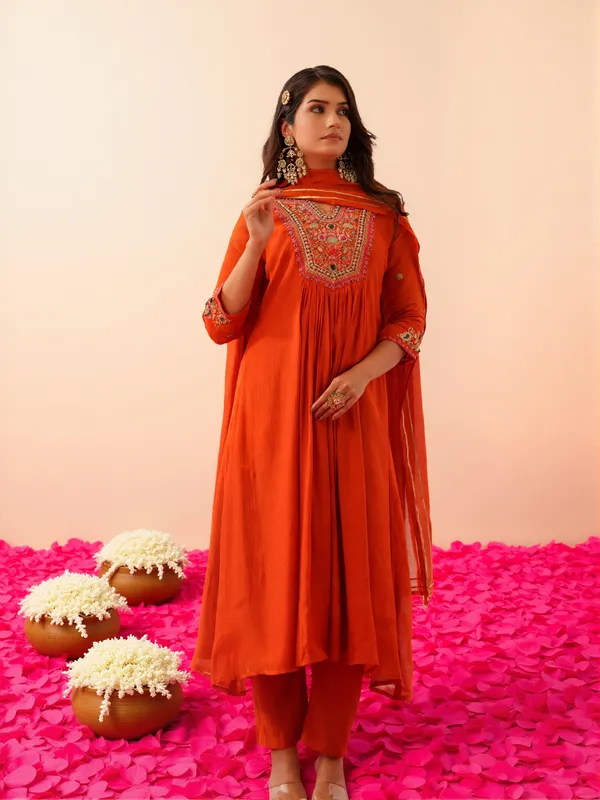 Elegant_Orange_Anarkali_Set_with_Rich_Fall_and_Intricate_Embroidery