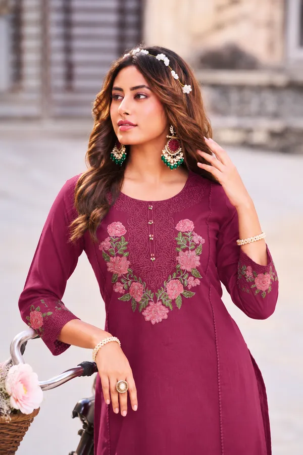 Women_Magenta_Floral_Embroidered_Pure_Cotton_Linen_Kurta_|_Elegant_Ethnic