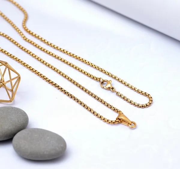 Personalised_Cuboid_Locket_For_Men_22k_Gold_Plated_With_6-Month_Anti-Fading_Warranty
