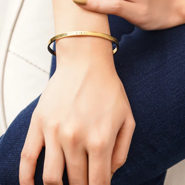 Personalised_Classic_Gold_Bracelet_For_Women_22K_Gold_Plated_With_6-Month_Anti-Fading_Warranty