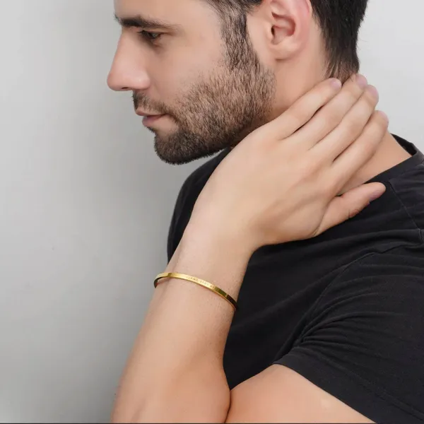 Personalised_Classic_Gold_Bracelet_For_Men_22K_Gold_Plated_With_6-Month_Anti-Fading_Warranty