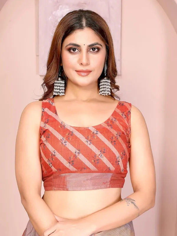 Women's_Linen_Cotton_Saree_for_Women_|_Floral_&_Leaf_Print_|_Soft_&_Breathable_Fabric_|_For_Traditional,_Festive_&_Wedding_|_5.5m_Saree_+_0.8m_Blouse_Piece_(Pastel_Grey_with_Coral)