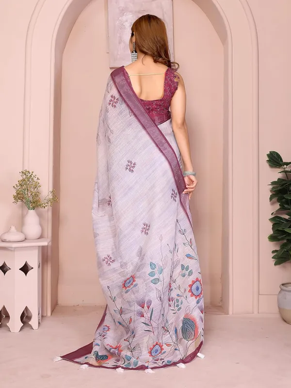 Women's_Linen_Cotton_Saree_for_Women_|_Floral_&_Leaf_Print_|_Soft_&_Breathable_Fabric_|_For_Traditional,_Festive_&_Wedding_|_5.5m_Saree_+_0.8m_Blouse_Piece_(Lavender_with_Wine-Purple)