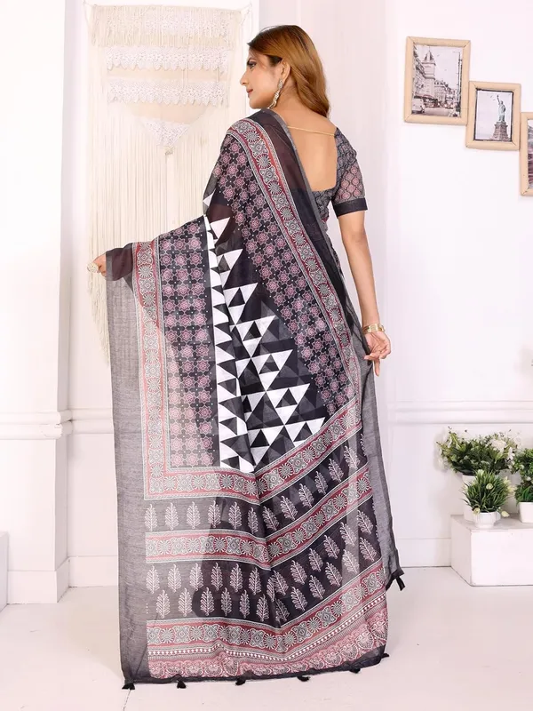 Women's_Elegant_Chanderi_Saree_with_Digital_Prints_|_Floral,_Leaf,_Geometric_&_Ethnic_Designs_|_Traditional,_Festive_&_Wedding_|_5.5m_Saree_+_0.8m_Blouse_(Black_with_Maroon_&_White)