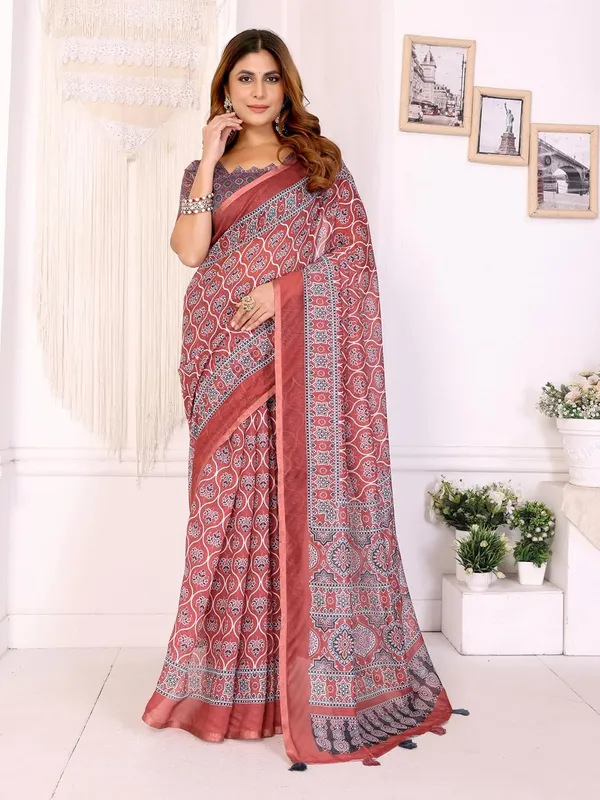 Women's_Elegant_Chanderi_Saree_with_Digital_Prints_|_Floral,_Leaf,_Geometric_&_Ethnic_Designs_|_Traditional,_Festive_&_Wedding_|_5.5m_Saree_+_0.8m_Blouse_(Rust_Red_with_Black_&_White)