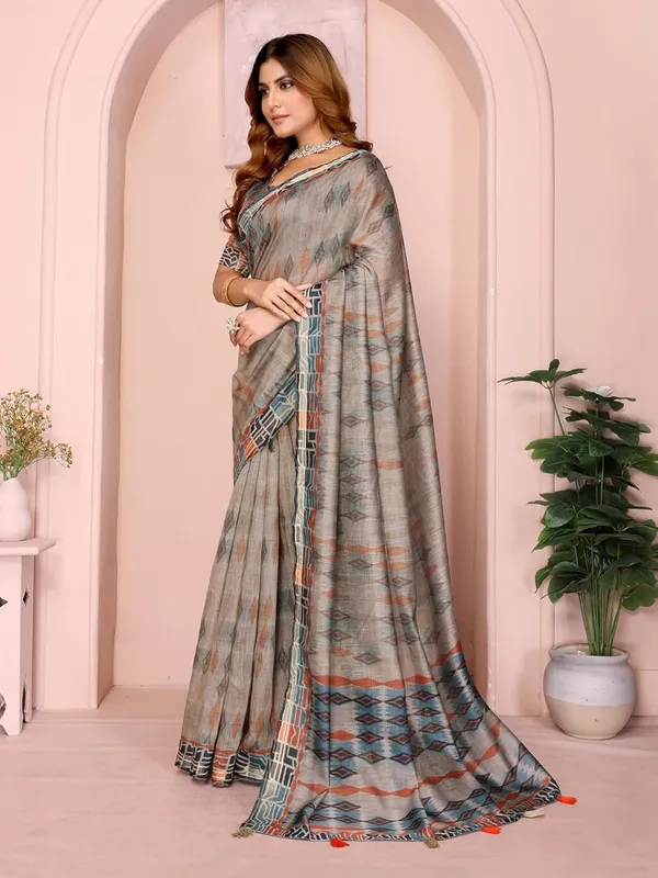 Women's_Chanderi_Silk_Saree_with_Digital_Printed_for_Women_|_For_Traditional,_Festive_&_Wedding_|_5.5m_Saree_+_0.8m_Blouse_(Grey_&_Rust_Pattern)