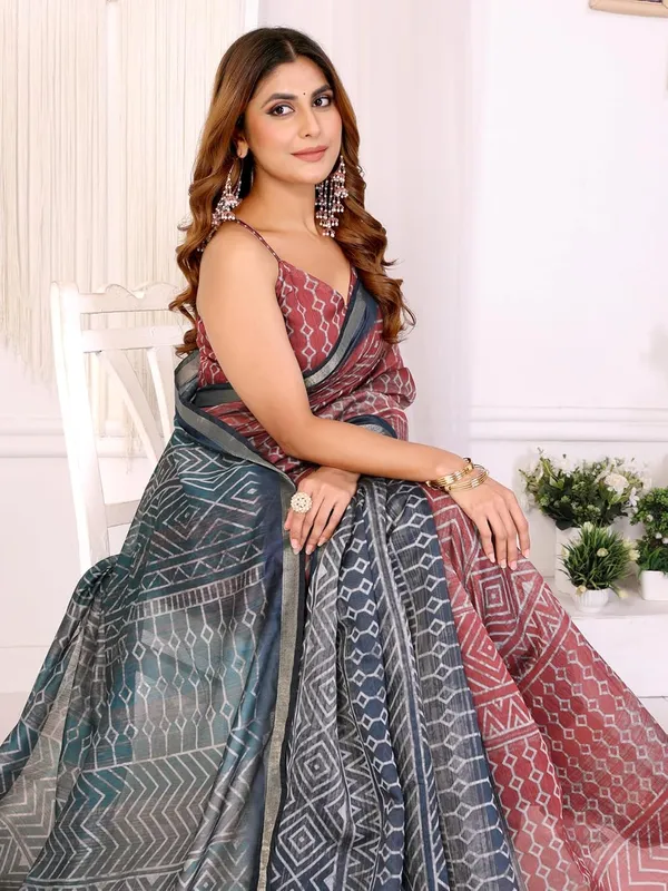 Women's_Chanderi_Silk_Saree_with_Digital_Printed_for_Women_|_For_Traditional,_Festive_&_Wedding_|_5.5m_Saree_+_0.8m_Blouse_(Multicolor_Geometric_Print)