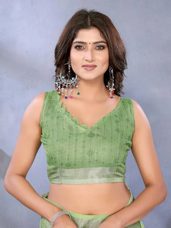 Women's_Linen_Shimmer_Floral_Saree_for_Women_|_Lightweight_Printed_Linen-Shimmer_Sarees_|_For_Traditional,_Festive_&_Wedding_|_5.5m_Saree_+_0.8m_Blouse_(Lime_Green_Floral)