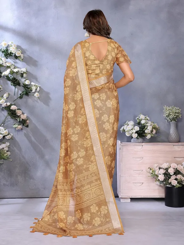 Women's_Linen_Shimmer_Floral_Saree_for_Women_|_Lightweight_Printed_Linen-Shimmer_Sarees_|_For_Traditional,_Festive_&_Wedding_|_5.5m_Saree_+_0.8m_Blouse_(Golden_Floral_Woven)