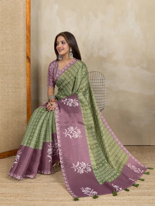 Women's_Erode_Anmol_Silk_Printed_Saree_for_Women_|_Elegant_Floral,_Abstract_&_Geometric_Designs_|_For_Wedding,_Festive_|_5.5m_Saree_+_0.8m_Blouse_Piece_(Mauve_&_Green)