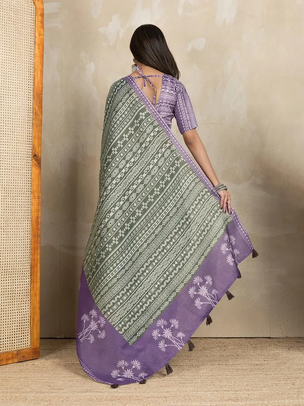 Women's_Erode_Anmol_Silk_Printed_Saree_for_Women_|_Elegant_Floral,_Abstract_&_Geometric_Designs_|_For_Wedding,_Festive_|_5.5m_Saree_+_0.8m_Blouse_Piece_(Purple_&_Green)