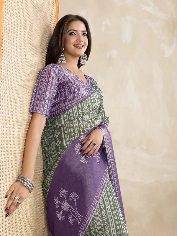 Women's_Erode_Anmol_Silk_Printed_Saree_for_Women_|_Elegant_Floral,_Abstract_&_Geometric_Designs_|_For_Wedding,_Festive_|_5.5m_Saree_+_0.8m_Blouse_Piece_(Purple_&_Green)