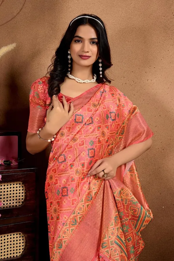 Women's_Elegant_Soft_Silk_Blend_Saree_with_Zari_Border_&_Designer_Printed_Pallu_for_Women_|_For_Traditional,_Festive_&_Wedding_|_5.5m_Saree_+_0.8m_Blouse_(Peach_&_Multicolor)
