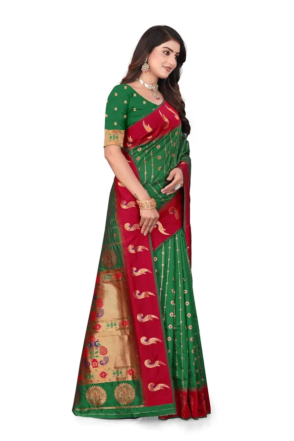 Pure_Silk_Paithani_Saree_with_Rich_Zari_Woven_Border_&_Peacock_Motifs_|_For_Traditional_Wedding_&_Festivals_|_5.5m_Saree_+_0.8m_Blouse_(Deep_Green_&_Red)