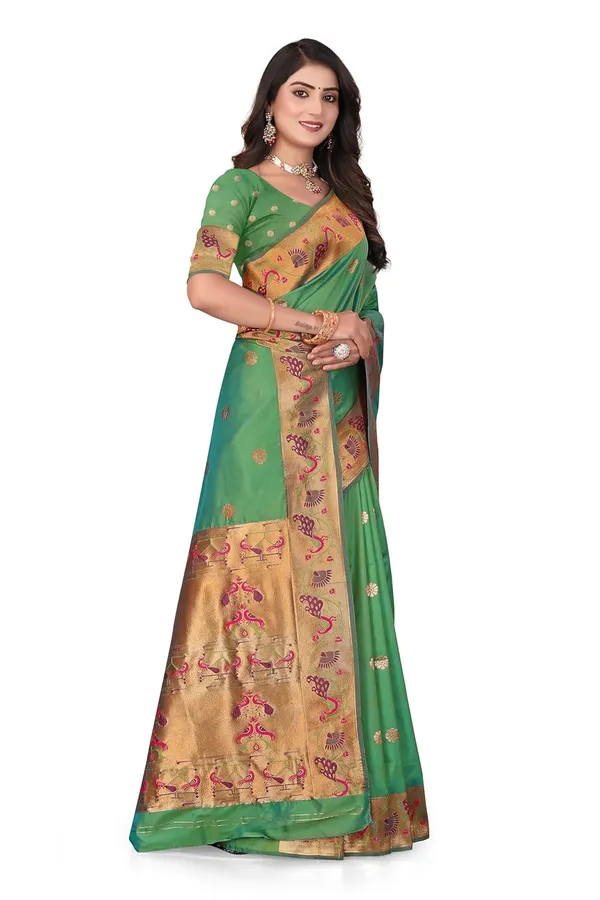 Pure_Silk_Paithani_Saree_with_Rich_Zari_Woven_Border_&_Peacock_Motifs_|_For_Traditional_Wedding_&_Festivals_|_5.5m_Saree_+_0.8m_Blouse_(Emerald_Green)