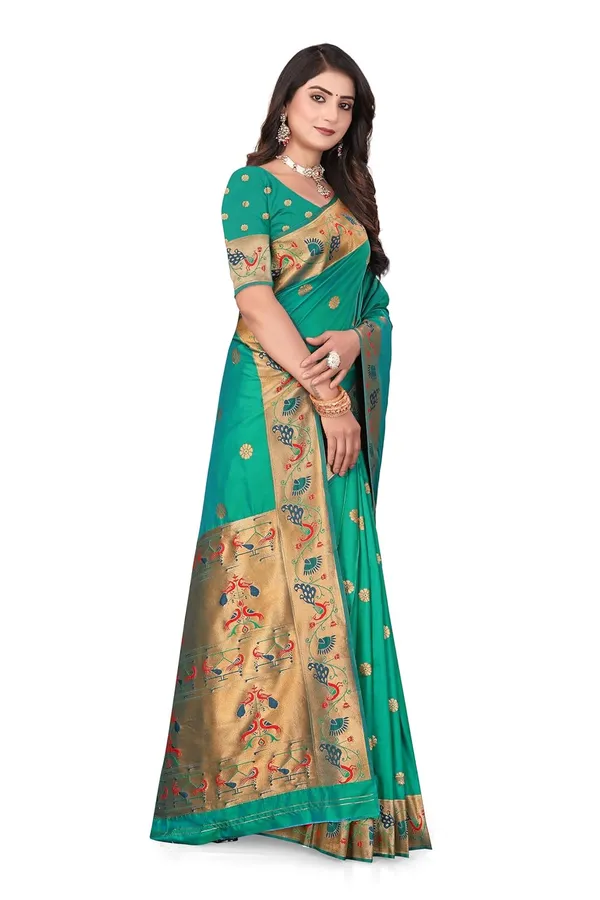 Pure_Silk_Paithani_Saree_with_Rich_Zari_Woven_Border_&_Peacock_Motifs_|_For_Traditional_Wedding_&_Festivals_|_5.5m_Saree_+_0.8m_Blouse_(Pastel_Green)
