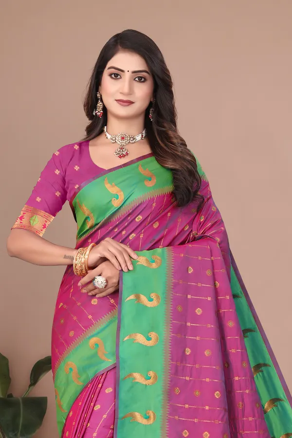 Pure_Silk_Paithani_Saree_with_Rich_Zari_Woven_Border_&_Peacock_Motifs_|_For_Traditional_Wedding_&_Festivals_|_5.5m_Saree_+_0.8m_Blouse_(Lavender_&_Green)