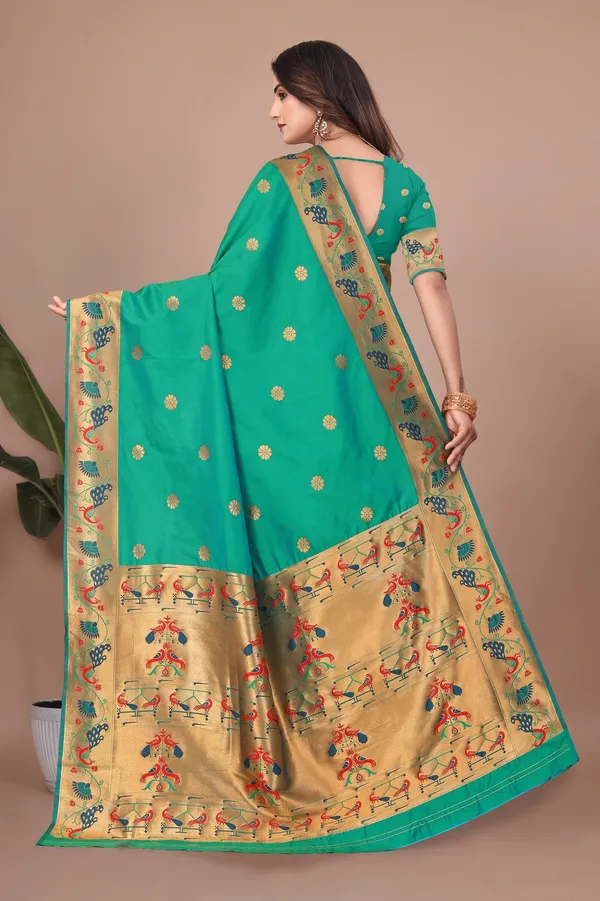 Pure_Silk_Paithani_Saree_with_Rich_Zari_Woven_Border_&_Peacock_Motifs_|_For_Traditional_Wedding_&_Festivals_|_5.5m_Saree_+_0.8m_Blouse_(Pastel_Green)