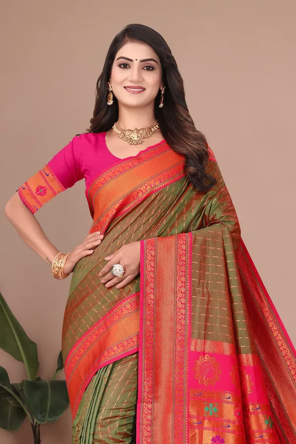 Pure_Silk_Paithani_Saree_with_Rich_Zari_Woven_Border_&_Peacock_Motifs_|_For_Traditional_Wedding_&_Festivals_|_5.5m_Saree_+_0.8m_Blouse_(Pastel_Green_&_Pink)