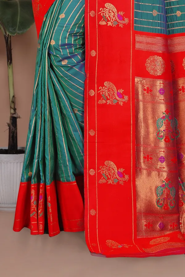 Pure_Silk_Paithani_Saree_with_Rich_Zari_Woven_Border_&_Peacock_Motifs_|_For_Traditional_Wedding_&_Festivals_|_5.5m_Saree_+_0.8m_Blouse_(Jade_Blue_&_Ruby_Red)