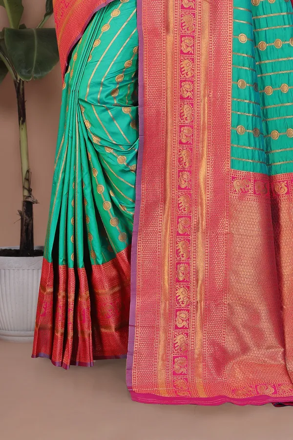 Pure_Silk_Paithani_Saree_with_Rich_Zari_Woven_Border_&_Traditional_Pallu_|_For_Traditional_Wedding_&_Festivals_|_5.5m_Saree_+_0.8m_Blouse_(Aqua_Green_&_Magenta)