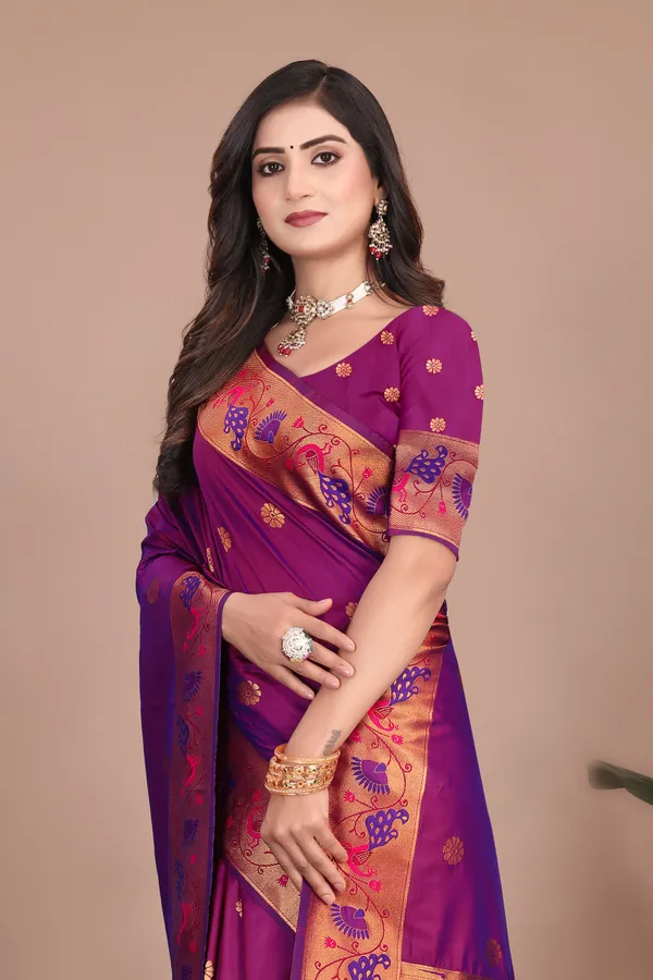 Pure_Silk_Paithani_Saree_with_Rich_Zari_Woven_Border_&_Peacock_Motifs_|_For_Traditional_Wedding_&_Festivals_|_5.5m_Saree_+_0.8m_Blouse_(Purple)