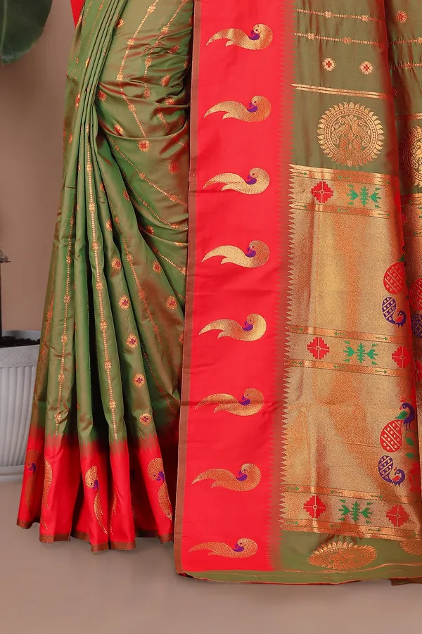 Pure_Silk_Paithani_Saree_with_Rich_Zari_Woven_Border_&_Peacock_Motifs_|_For_Traditional_Wedding_&_Festivals_|_5.5m_Saree_+_0.8m_Blouse_(Pastel_Green_&_Red)
