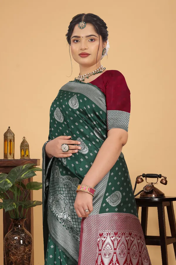 Women's_Banarasi_Silk_Saree_for_Women_|_Traditional_Woven_Saree_with_Contrast_Border_&_Pallu_|_For_Traditional,_Festive_&_Wedding_Saree_with_Blouse_Piece_(Silver_-_Dark_Green_&_Red)