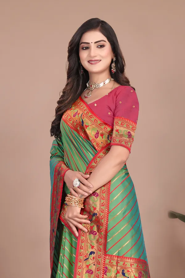 Pure_Silk_Paithani_Saree_with_Rich_Zari_Tree_&_Peacock_Motifs_|_For_Traditional_Wedding_&_Festivals_|_5.5m_Saree_+_0.8m_Blouse_(Light_Green_&_Red)