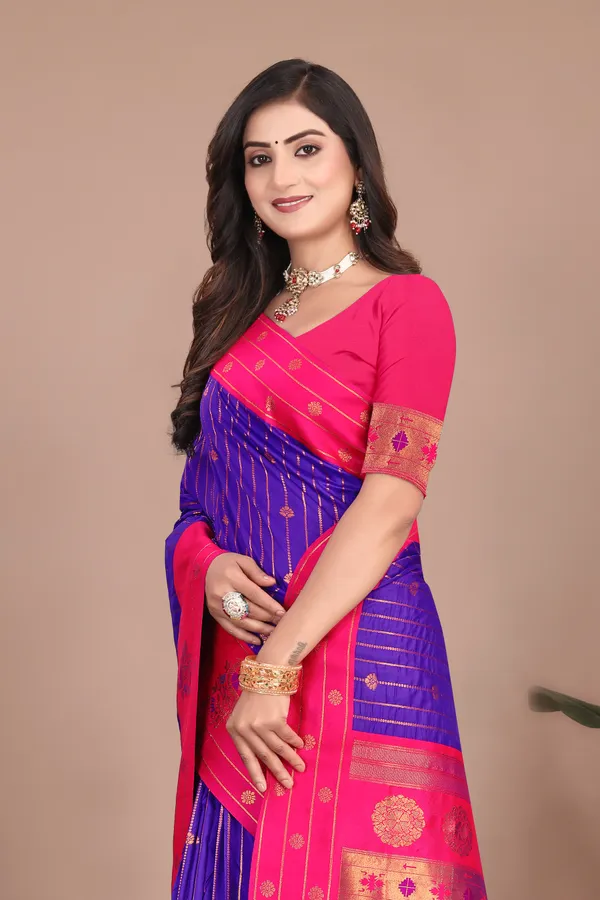 Pure_Silk_Paithani_Saree_with_Rich_Zari_Woven_Border_&_Peacock_Motifs_|_For_Traditional_Wedding_&_Festivals_|_5.5m_Saree_+_0.8m_Blouse_(Violet_Blue_&_Pink)