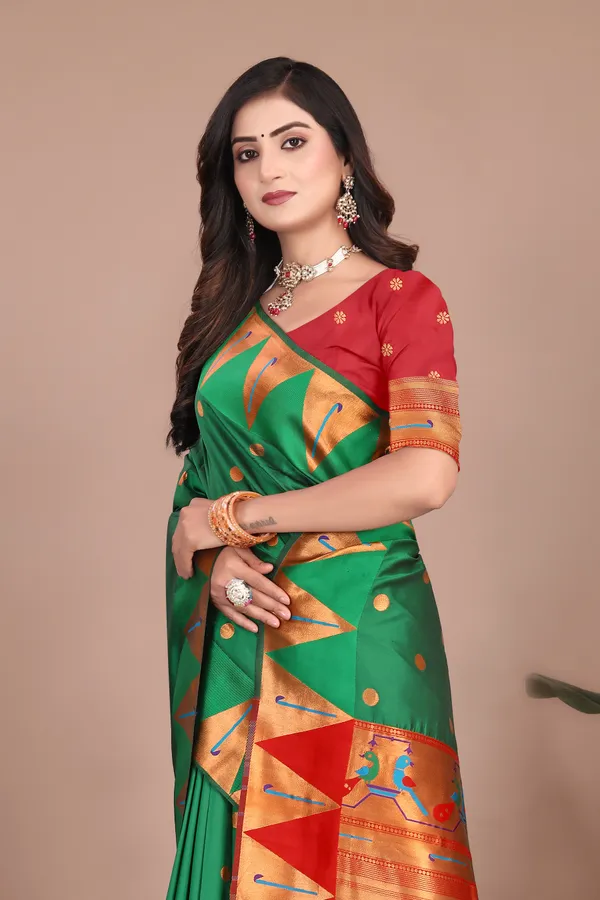 Pure_Silk_Paithani_Saree_with_Rich_Zari_Woven_Border_&_Peacock_Motifs_|_For_Traditional_Wedding_&_Festivals_|_5.5m_Saree_+_0.8m_Blouse_(Leaf_Green_&_Red)