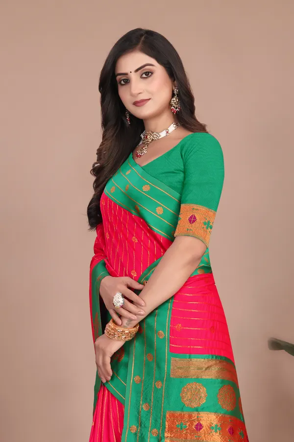 Pure_Silk_Paithani_Saree_with_Rich_Zari_Woven_Border_&_Peacock_Motifs_|_For_Traditional_Wedding_&_Festivals_|_5.5m_Saree_+_0.8m_Blouse_(Pink_&_Mint_Green)