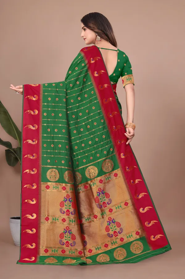 Pure_Silk_Paithani_Saree_with_Rich_Zari_Woven_Border_&_Peacock_Motifs_|_For_Traditional_Wedding_&_Festivals_|_5.5m_Saree_+_0.8m_Blouse_(Deep_Green_&_Red)