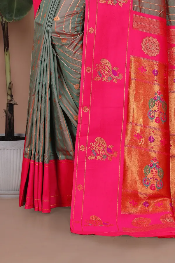 Pure_Silk_Paithani_Saree_with_Rich_Zari_Woven_Border_&_Peacock_Motifs_|_For_Traditional_Wedding_&_Festivals_|_5.5m_Saree_+_0.8m_Blouse_(Reddish_Grey_&_Pink)