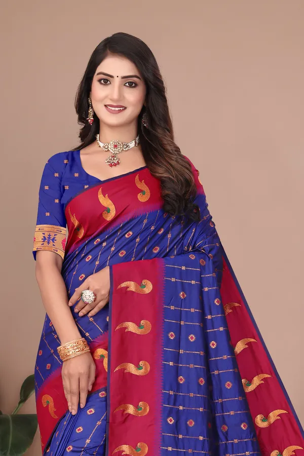 Pure_Silk_Paithani_Saree_with_Rich_Zari_Woven_Border_&_Peacock_Motifs_|_For_Traditional_Wedding_&_Festivals_|_5.5m_Saree_+_0.8m_Blouse_(Royal_Blue_&_Maroon)