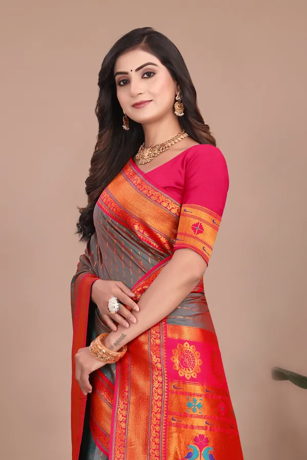 Pure_Silk_Paithani_Saree_with_Rich_Zari_Woven_Border_&_Peacock_Motifs_|_For_Traditional_Wedding_&_Festivals_|_5.5m_Saree_+_0.8m_Blouse_(Reddish_Grey_&_Pink)