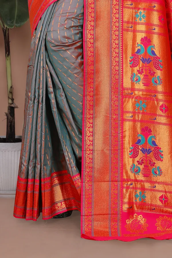 Pure_Silk_Paithani_Saree_with_Rich_Zari_Woven_Border_&_Peacock_Motifs_|_For_Traditional_Wedding_&_Festivals_|_5.5m_Saree_+_0.8m_Blouse_(Reddish_Grey_&_Pink)