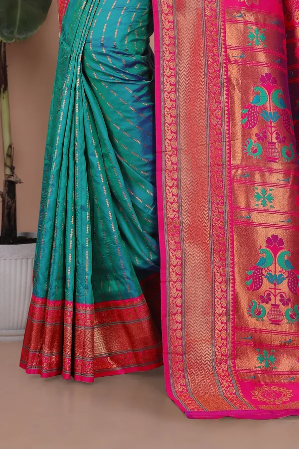Pure_Silk_Paithani_Saree_with_Rich_Zari_Woven_Border_&_Peacock_Motifs_|_For_Traditional_Wedding_&_Festivals_|_5.5m_Saree_+_0.8m_Blouse_(Aqua_Blue_&_Pink)