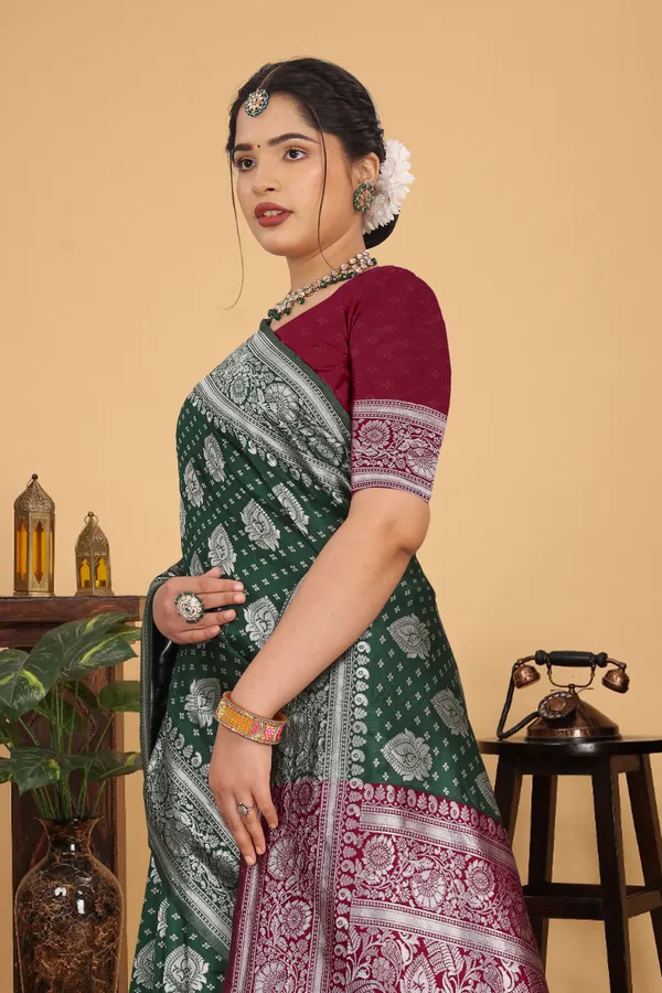 Women's_Banarasi_Silk_Saree_for_Women_|_Traditional_Woven_Saree_with_Contrast_Border_&_Pallu_|_For_Traditional,_Festive_&_Wedding_Saree_with_Blouse_Piece_(Silver_-_Dark_Green_&_Red)