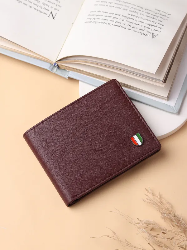Brown_Artificial_Leather_Premium_&_Elegant_Wallet_For_Men