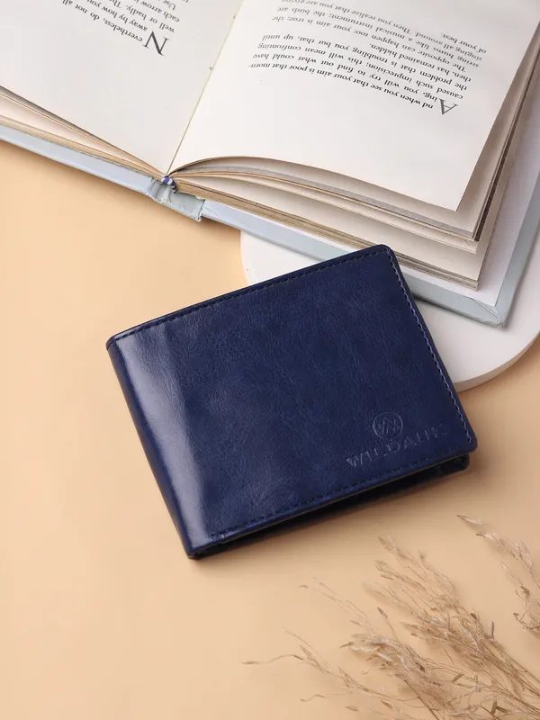 Blue_Artificial_Leather_Premium_&_Elegant_Wallet_For_Men