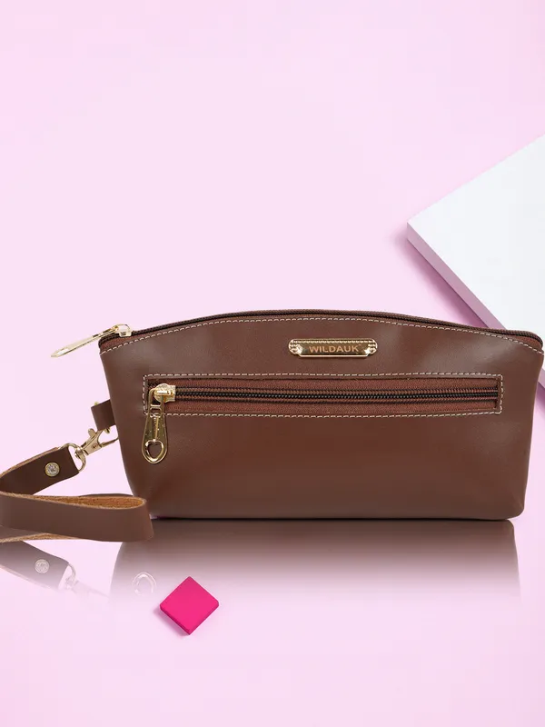 Brown_Artificial_Leather_Premium_&_Elegant_Clutch_For_Women_&_Girls