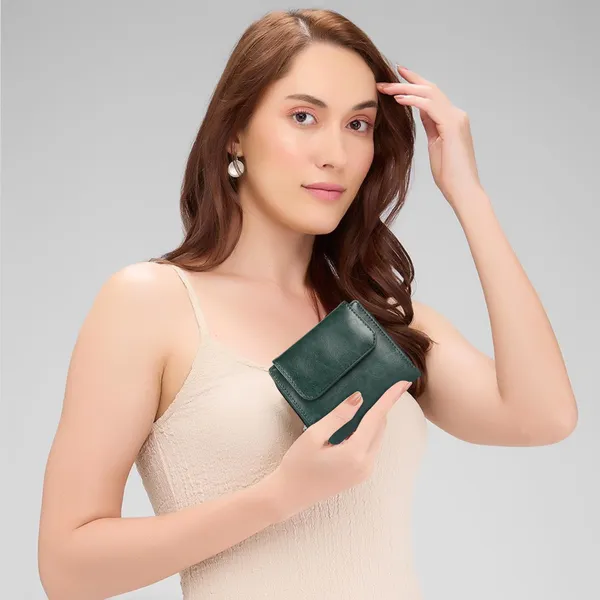 Green_Faux_Leather_Premium_&_Elegant_Mini_Wallet_For_Women_&_Girls