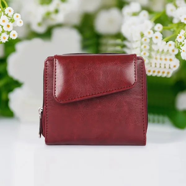 Maroon_Faux_Leather_Premium_&_Elegant_Wallet_For_Women
