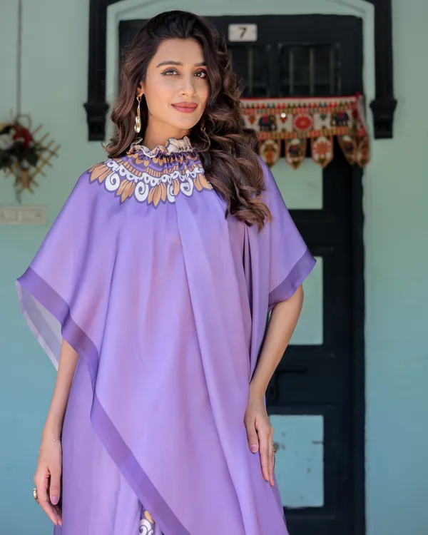 Lavender_Purple_Satin_Georgette_Saree_Earthy_Mandala_Print_&_Printed_Pleats_Handsfree_Loop_Drape_With_Unstitched_Blouse